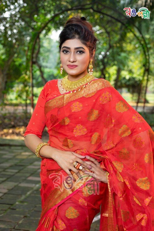 New Tanchuri Red With Golden Color Half Silk Saree With Running Blouse Piece