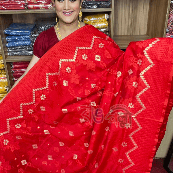 Jamdani Saree