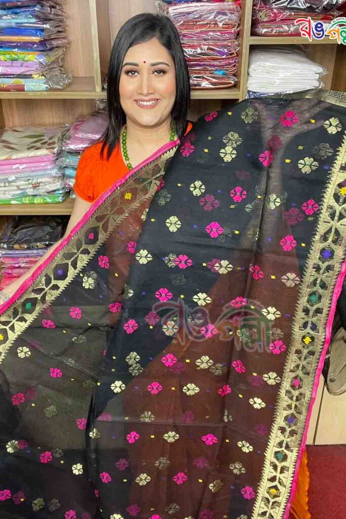 Dhakai Jamdani Saree